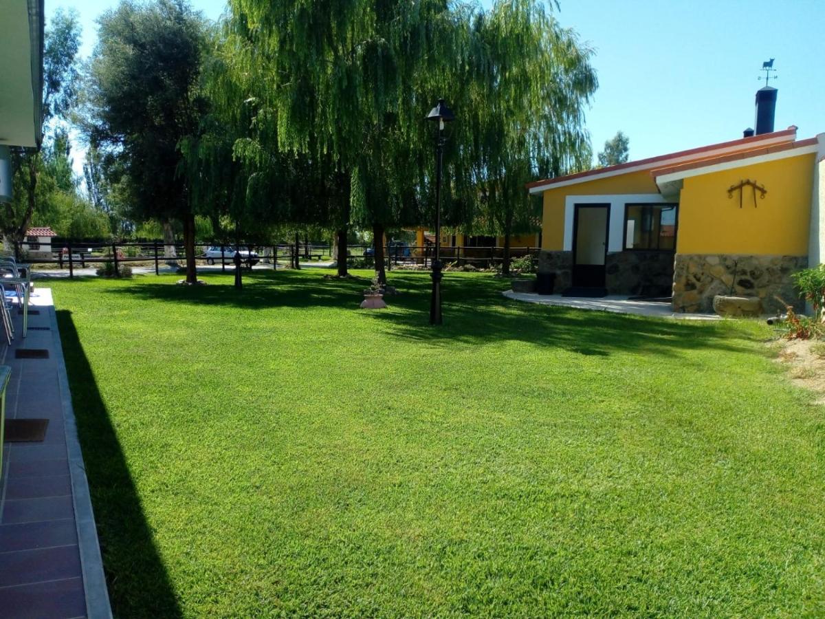 La Posada Hipica Rosalejo  Eksteriør billede
